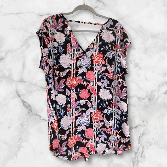 DR2 Floral V-Neck navy  and Pink Women's Top sz 1X nwot , 015 - Picture 2 of 2